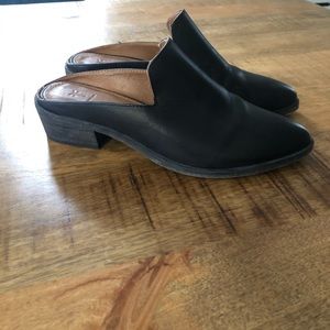 Women’s Frye ray mule size 7 black